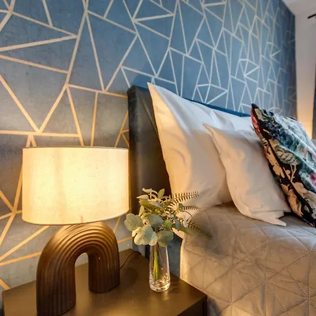 Jecna Stylish - Charles Square, Old Town *