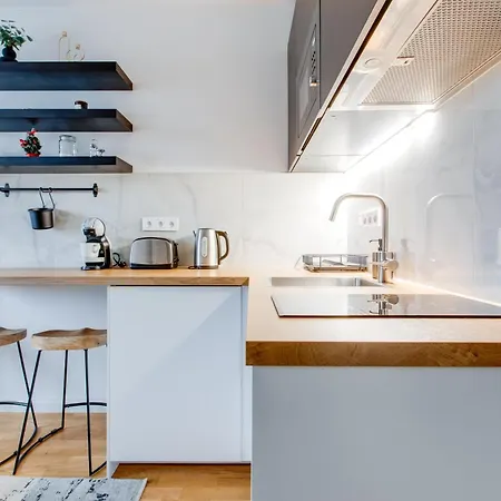 Jecna Stylish - Charles Square, Old Town Appartement *