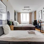 Jecna Stylish - Charles Square, Old Town *