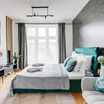 Apartment Jecna Stylish - Charles Square, Old Town