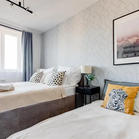 Jecna Stylish - Charles Square, Old Town