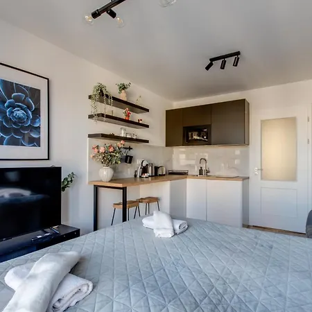 Jecna Stylish - Charles Square, Old Town شقة *