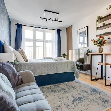 شقة Jecna Stylish - Charles Square, Old Town *