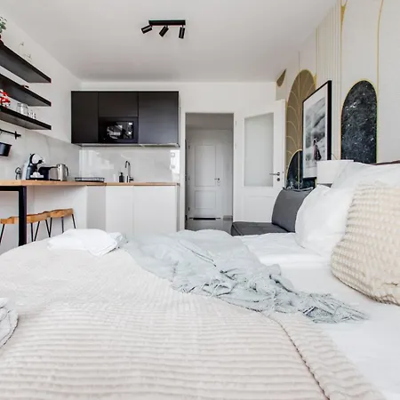 Jecna Stylish - Charles Square, Old Town شقة *