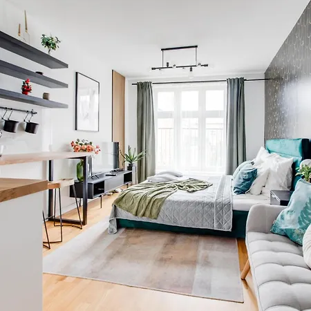 Jecna Stylish - Charles Square, Old Town *