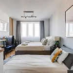 Daire Jecna Stylish - Charles Square, Old Town Prag